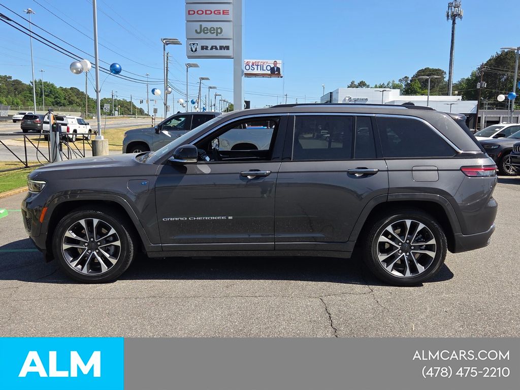 Used 2023 Gray Jeep Overland 4xe image 4