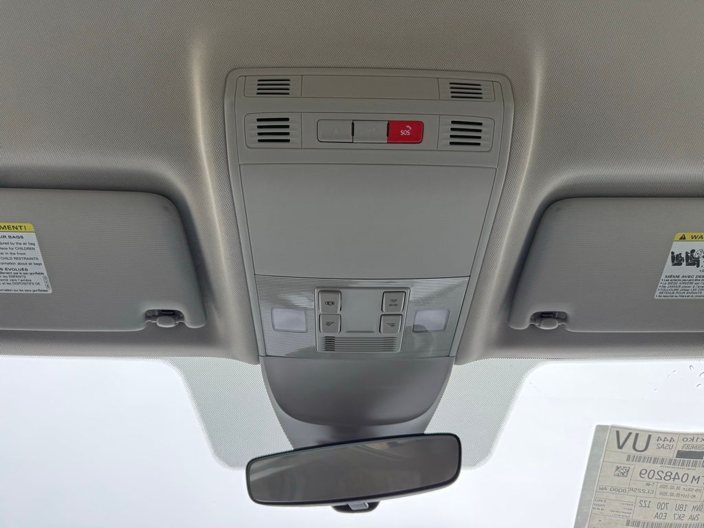 New 2026 White Volkswagen 1.5T S image 31