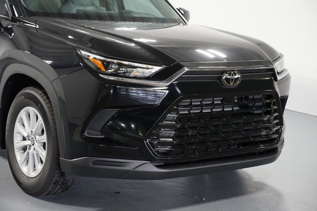 Thumbnail: 2026 Toyota Grand Highlander - 4