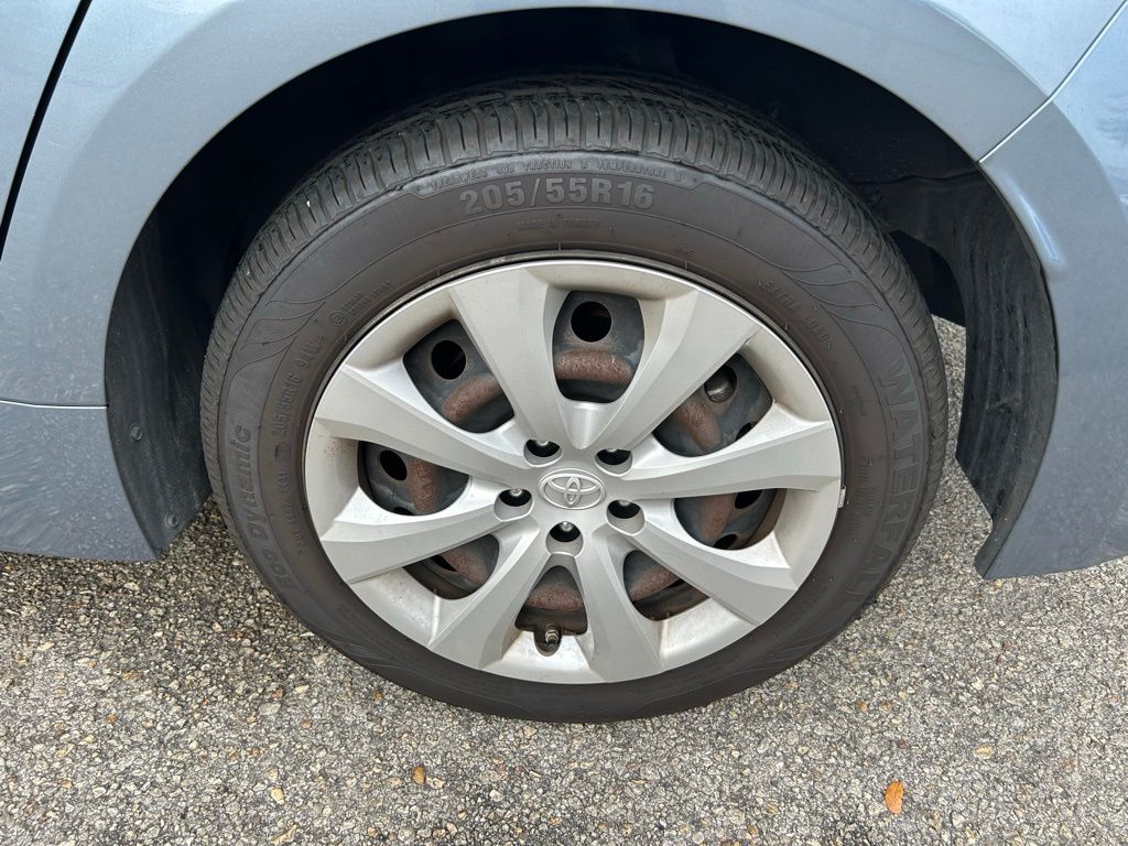 Thumbnail: 2021 Toyota Corolla - 9