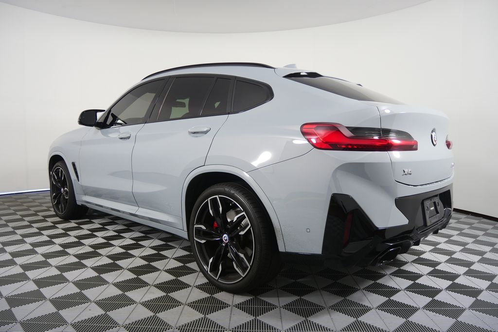Thumbnail: 2023 BMW X4 - 5