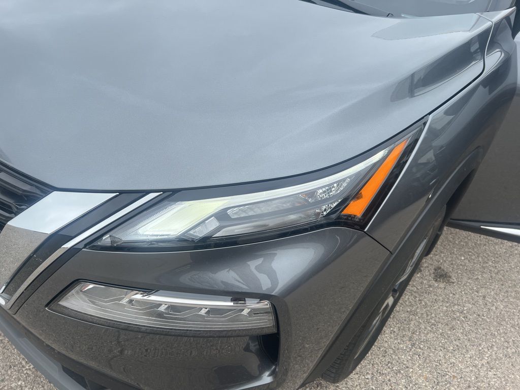 2021 Nissan Rogue SL photo
