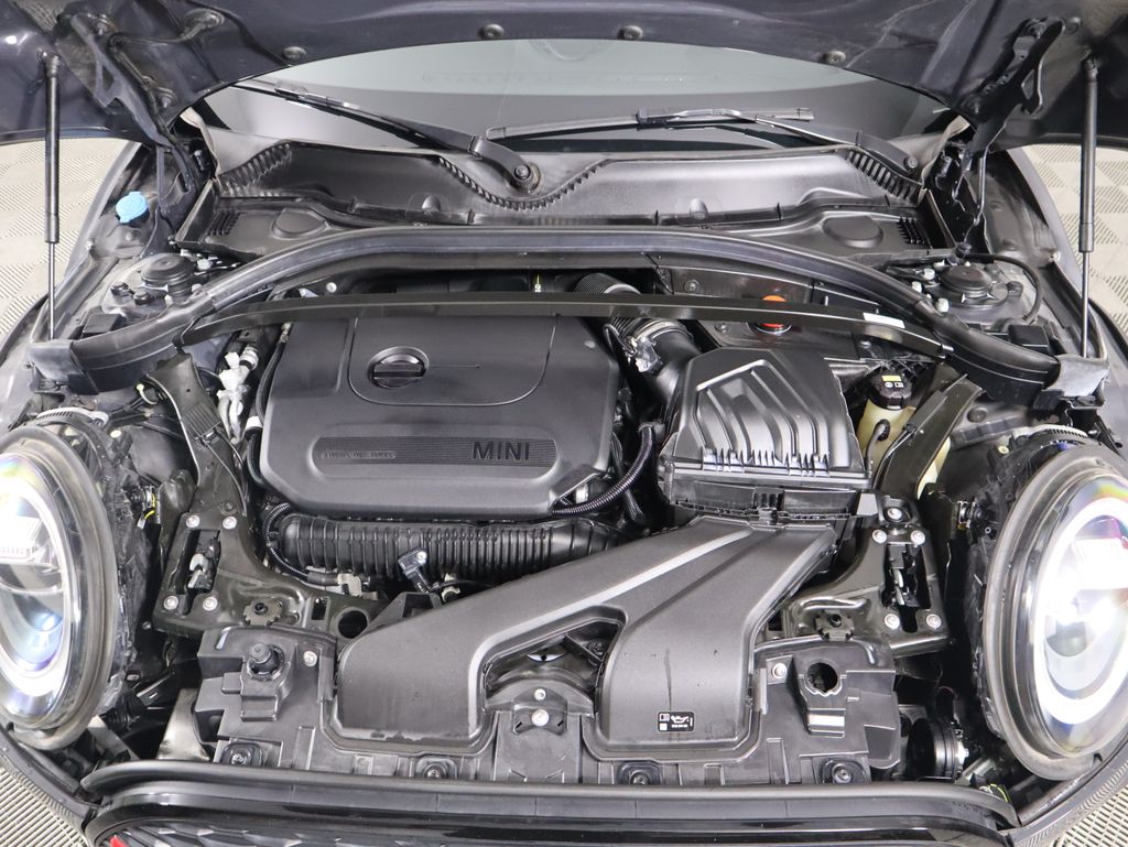 Thumbnail: 2020 MINI Cooper Clubman - 30