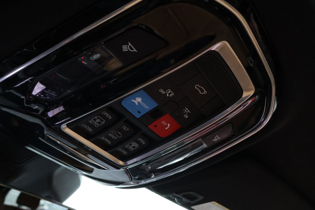2021 Jeep Grand Cherokee L Summit 32