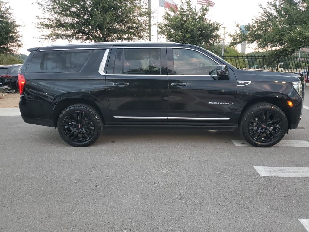 Used Car 2022 Gmc Yukon Xl  Denali For Sale Under $60,000 In Austin, Texas