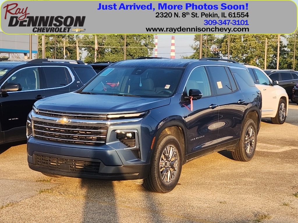 Lakeshore Blue 2025 Chevrolet Traverse SUV / Crossover Four-Wheel Drive 8-Speed Automatic
