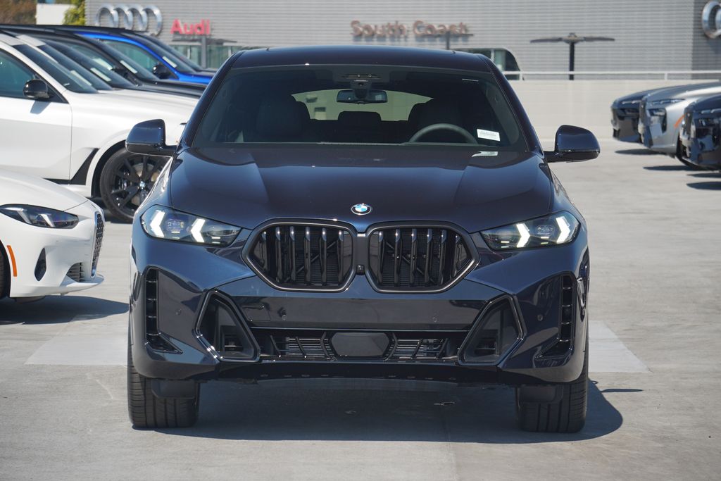 2025 BMW X6 xDrive40i 2