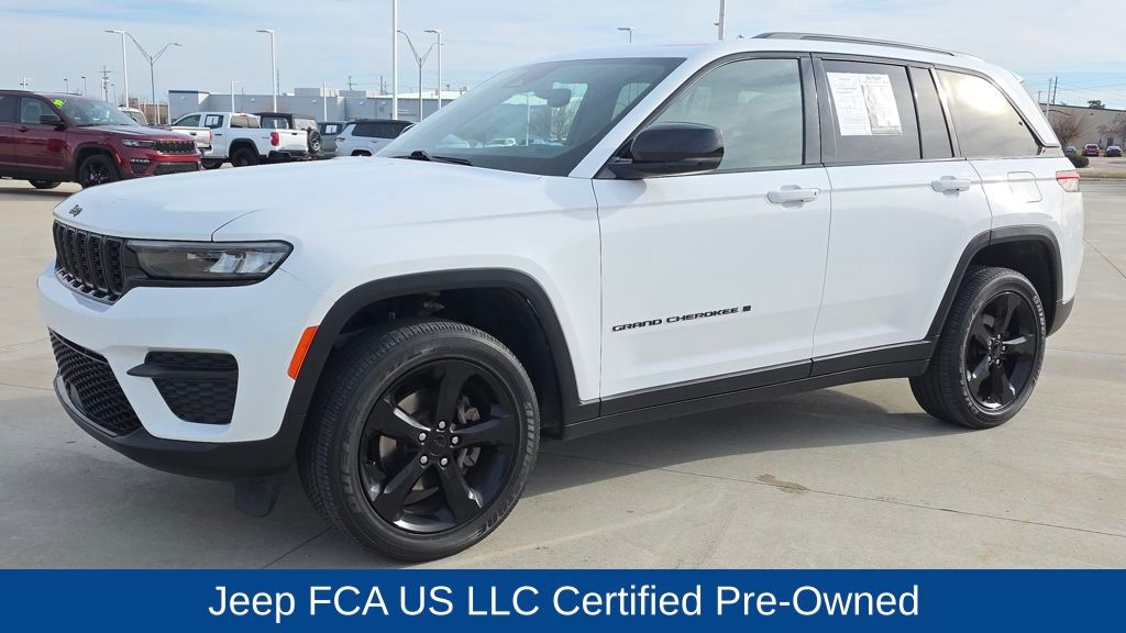 2022 Jeep Grand Cherokee Altitude