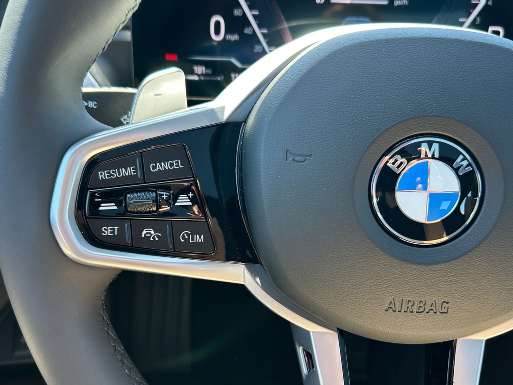 Thumbnail: 2026 BMW 3 Series - 19