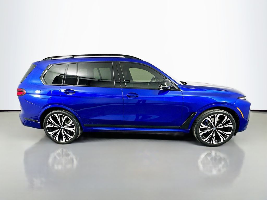 Thumbnail: 2024 BMW X7 - 4