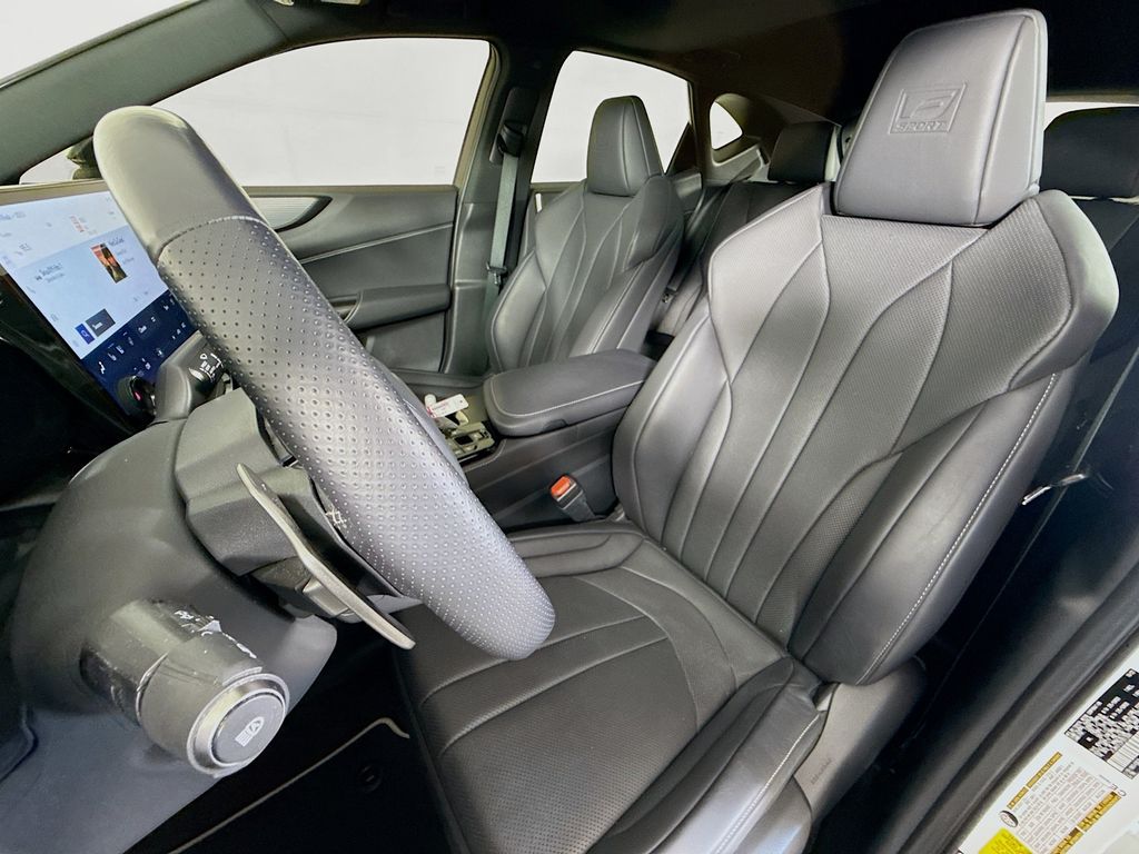 2023 Lexus NX Hybrid 450h+ F Sport 21