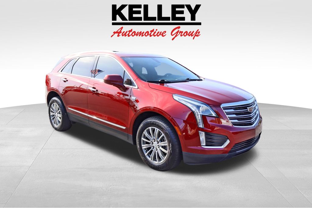 Red Passion Tintcoat 2018 Cadillac XT5 Luxury FWD SUV / Crossover Front-Wheel Drive 8-Speed Automatic