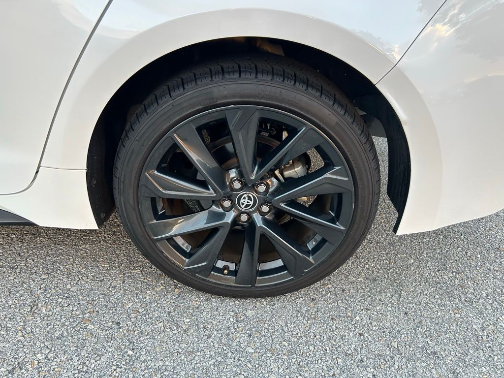 Thumbnail: 2023 Toyota Corolla - 9