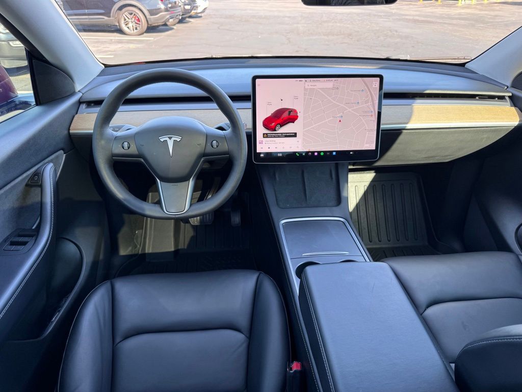 TeslaModel Y6