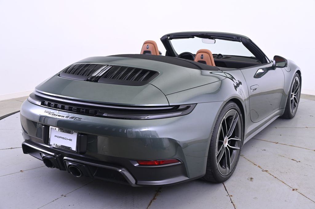 Thumbnail: 2025 Porsche 911 - 7