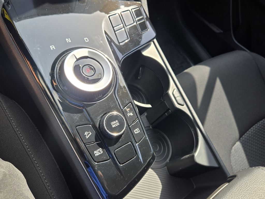 2025 Kia Sportage - $23,999
