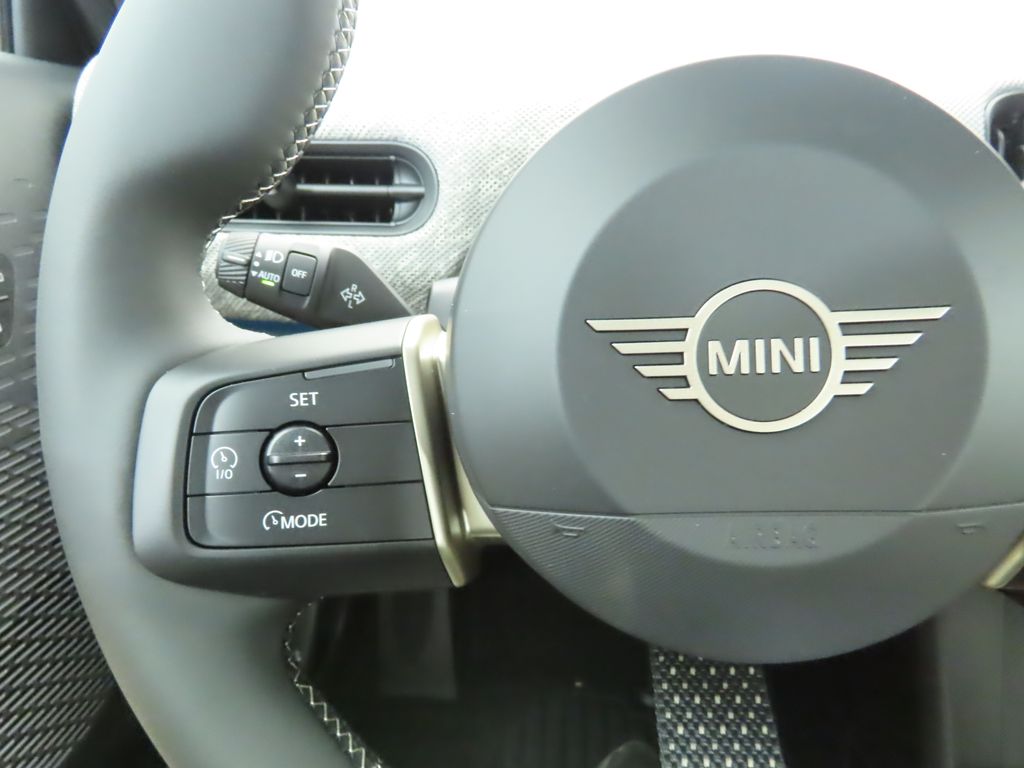 Thumbnail: 2026 MINI Cooper - 11