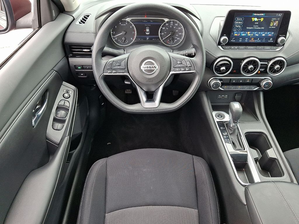 2023 Nissan Sentra — photo 12