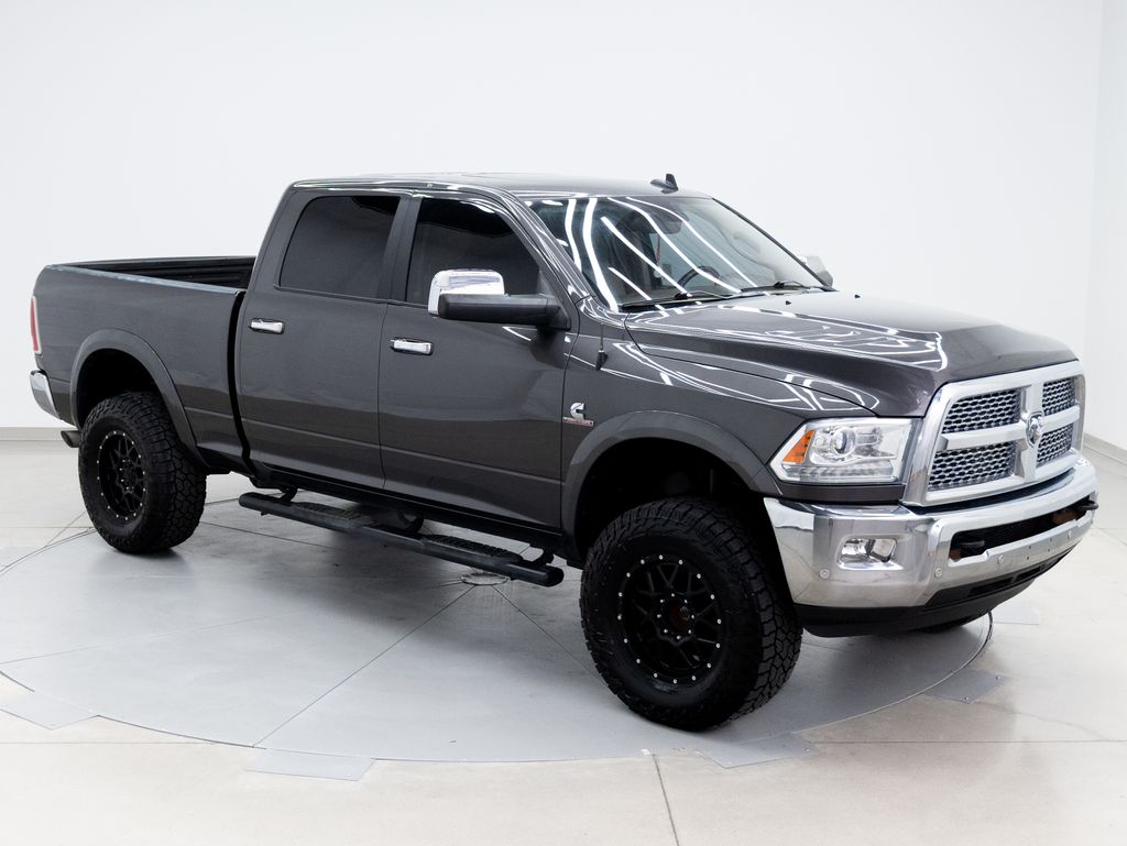 2018 Granite Crystal Metallic Clearcoat Ram 2500 Laramie 4X4 Truck