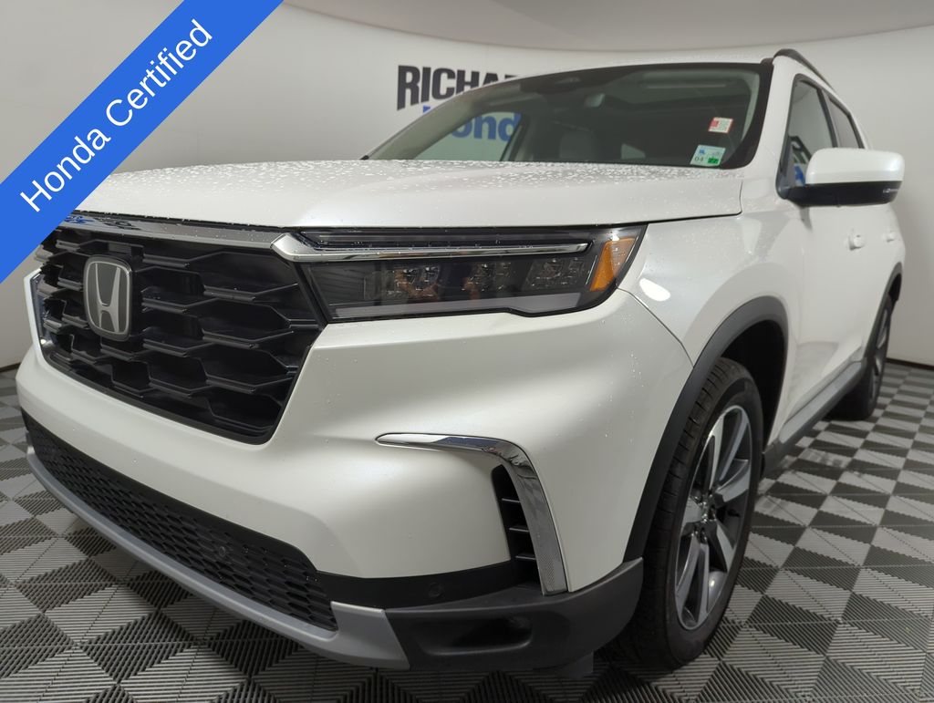 Platinum White Pearl 2025 Honda Pilot Touring FWD SUV / Crossover Front-Wheel Drive Automatic
