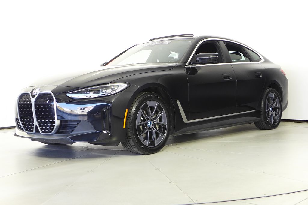 Thumbnail: 2023 BMW i4 - 2