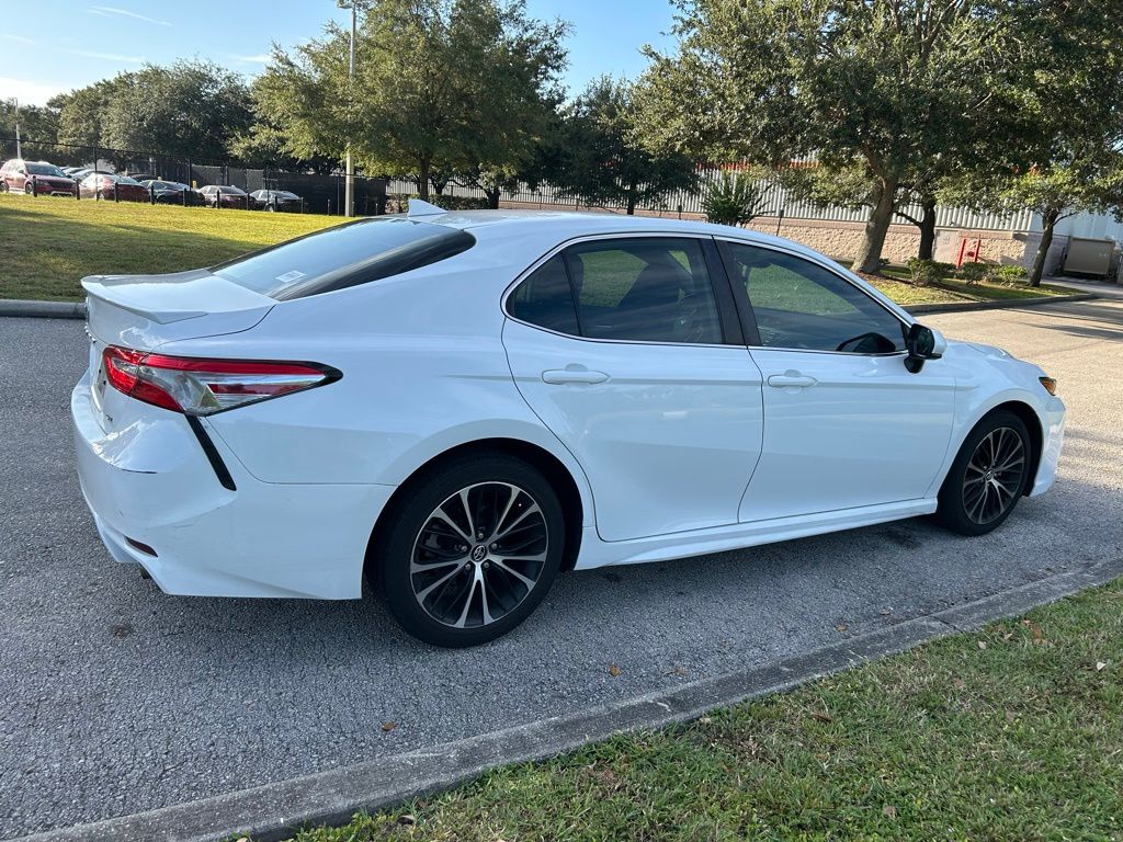 Thumbnail: 2020 Toyota Camry - 5