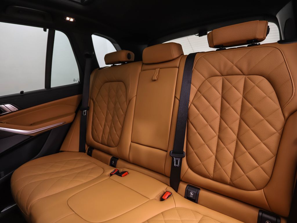 Thumbnail: 2024 BMW X5 - 23