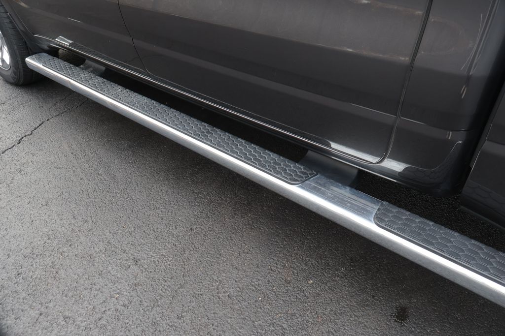 Thumbnail: 2019 RAM 1500 - 13