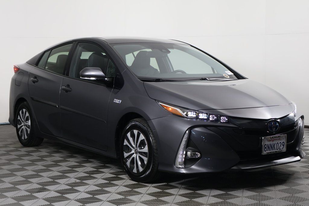 2020 Toyota Prius Prime Limited 3