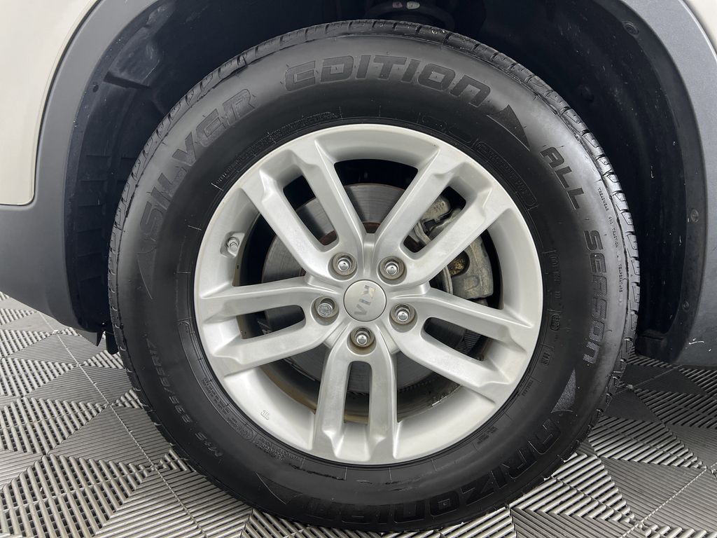 used 2014 Kia Sorento car, priced at $7,995