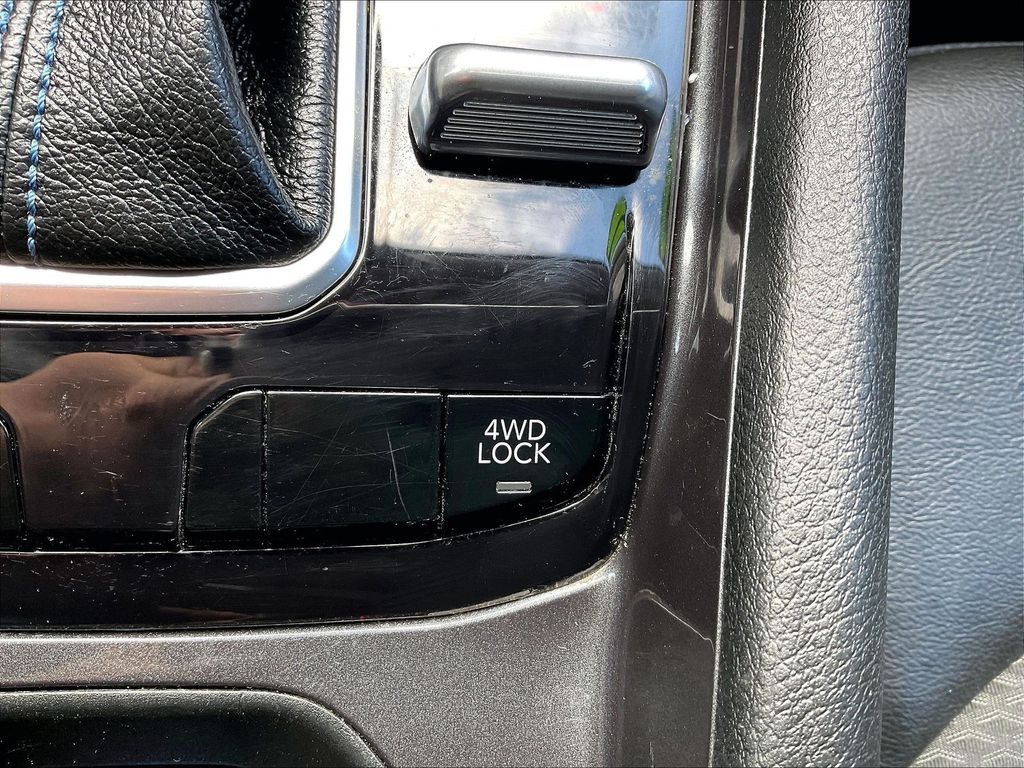 2022 Jeep Compass — photo 33