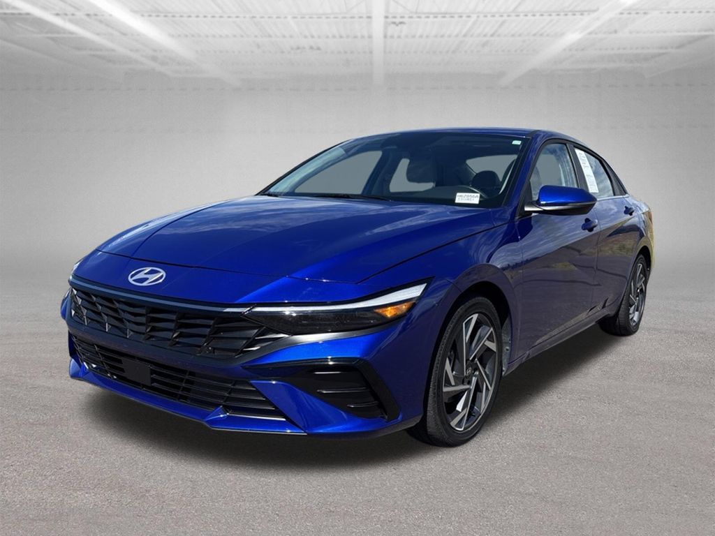  2025 Hyundai Elantra Hybrid Limited FWD   