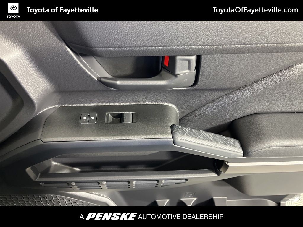 Thumbnail: 2025 Toyota 4Runner - 21