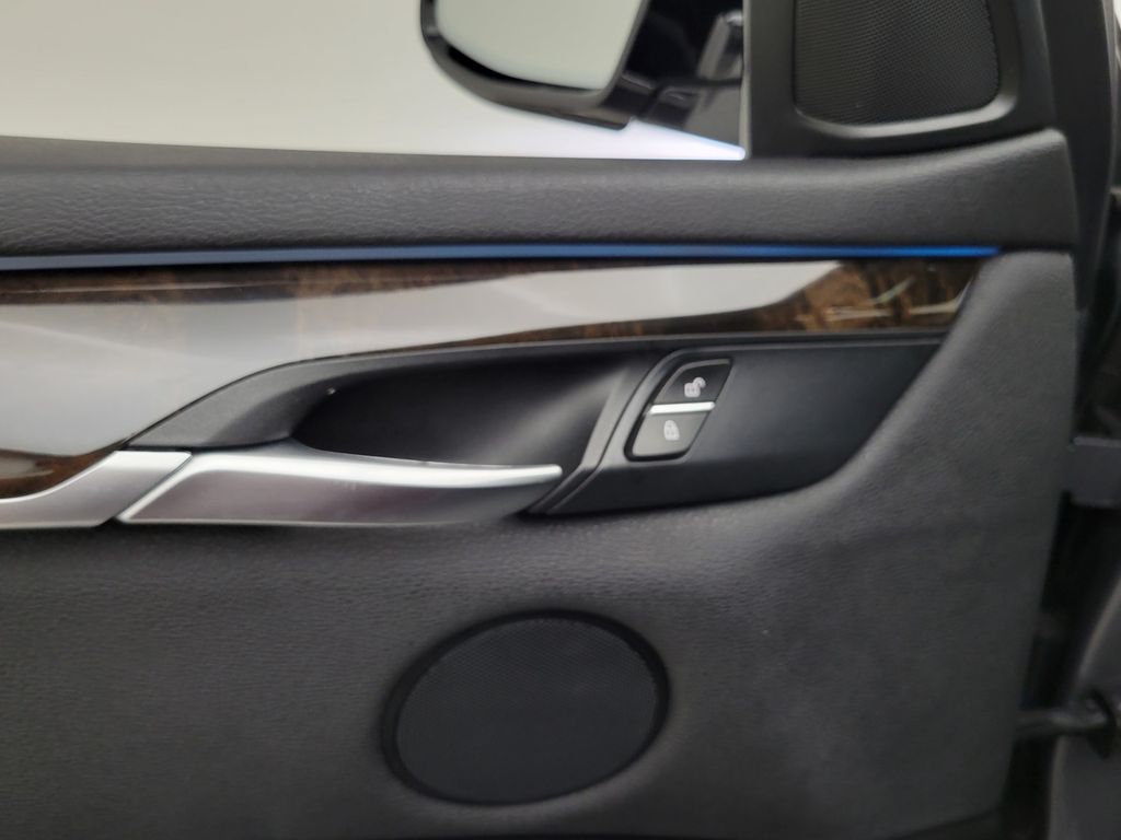 Thumbnail: 2017 BMW X5 - 28