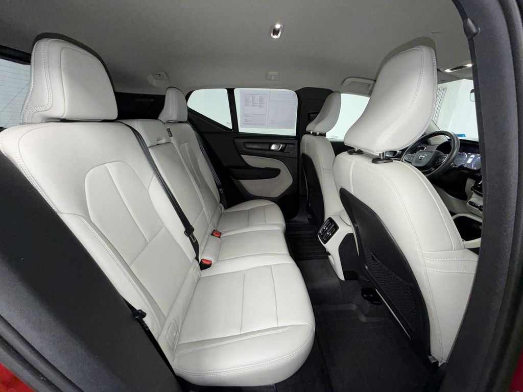 Used 2019 Volvo XC40 SUV