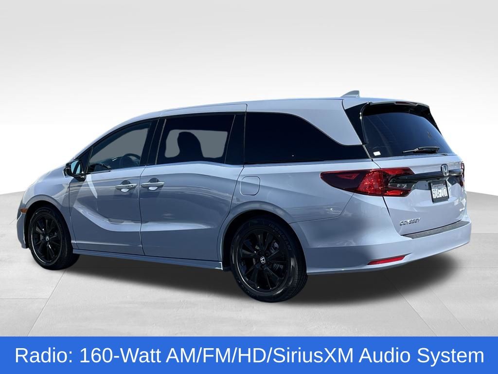 View vehicle photo 2