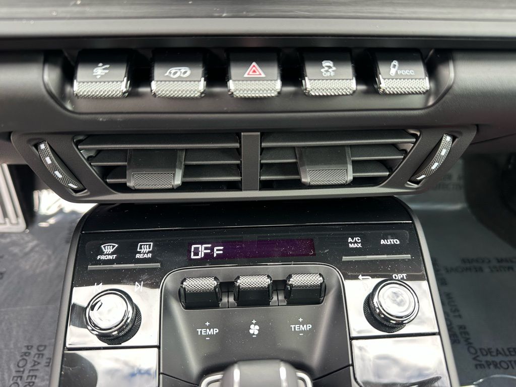 Thumbnail: 2026 Porsche 911 - 25