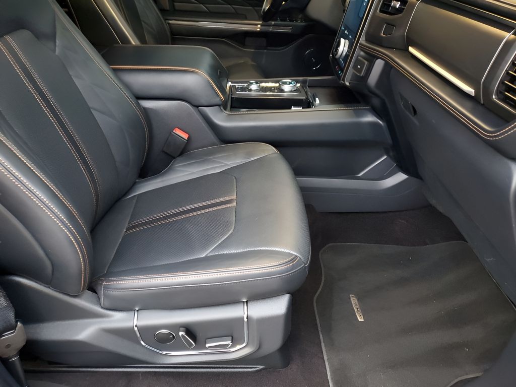 Used Car 2023 Ford Expedition Max  Platinum For Sale Under $60,000 In Austin, Texas