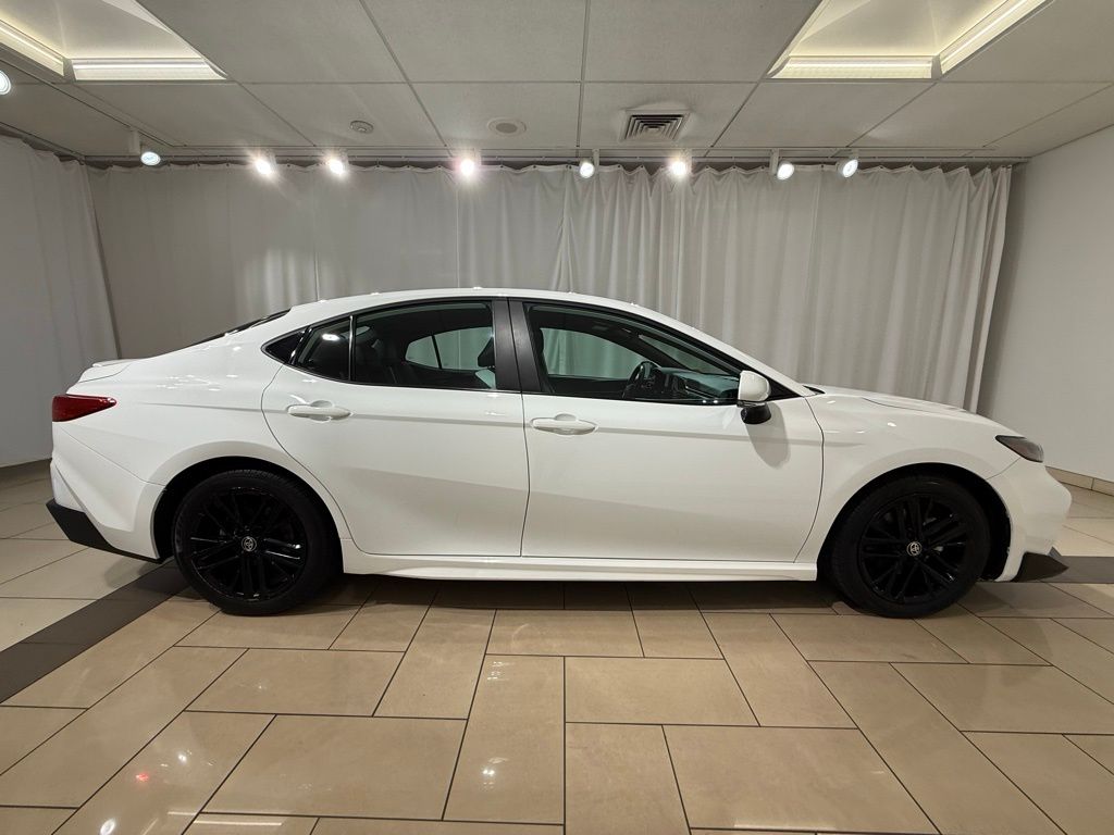 Thumbnail: 2025 Toyota Camry - 6