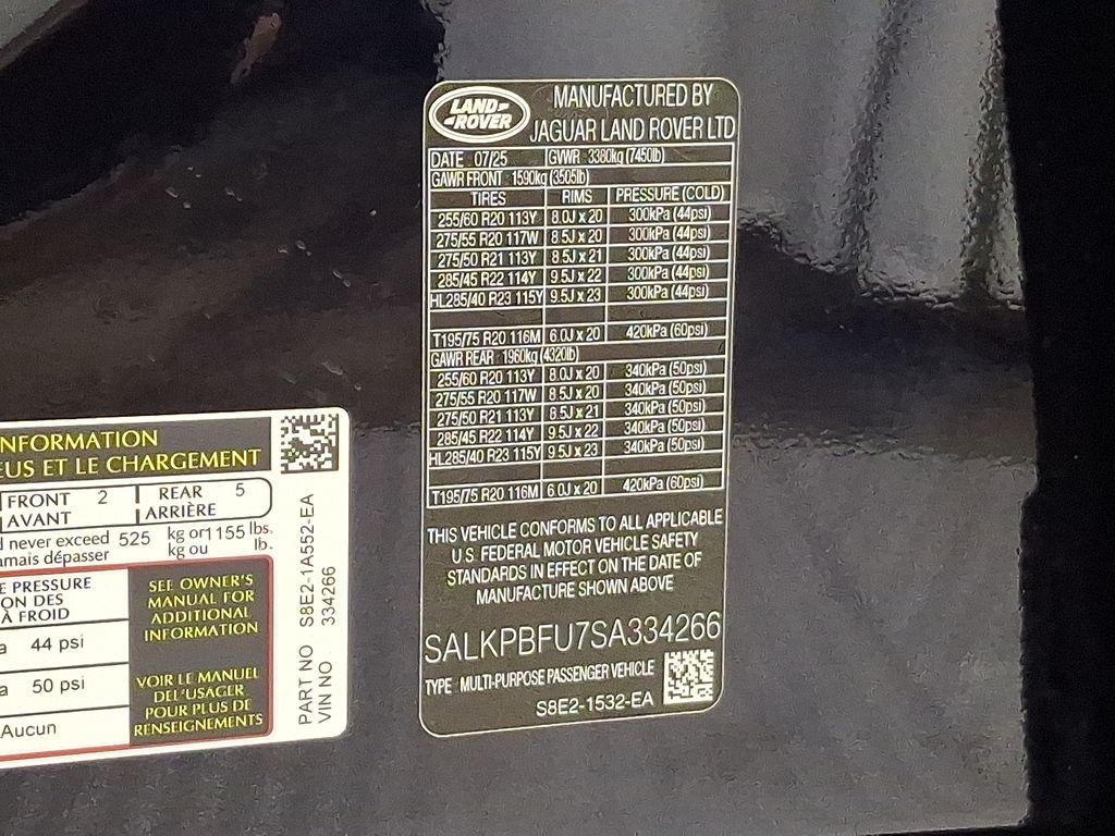 Thumbnail: 2025 Land Rover Range Rover - 20