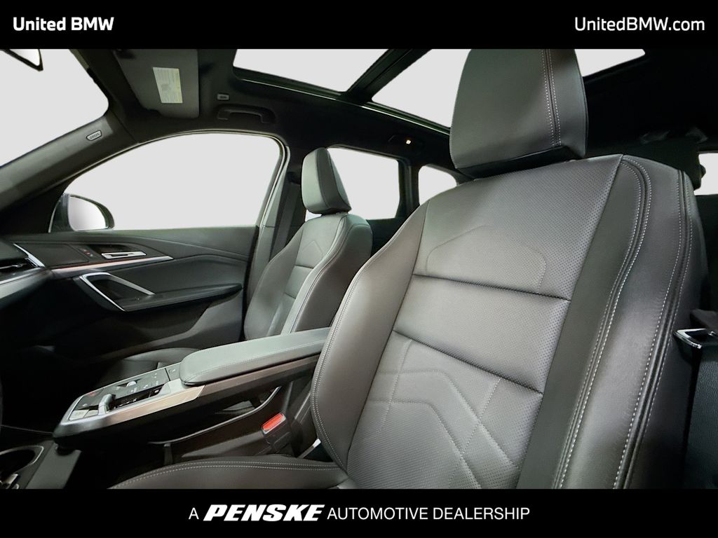 Thumbnail: 2025 BMW X1 - 5