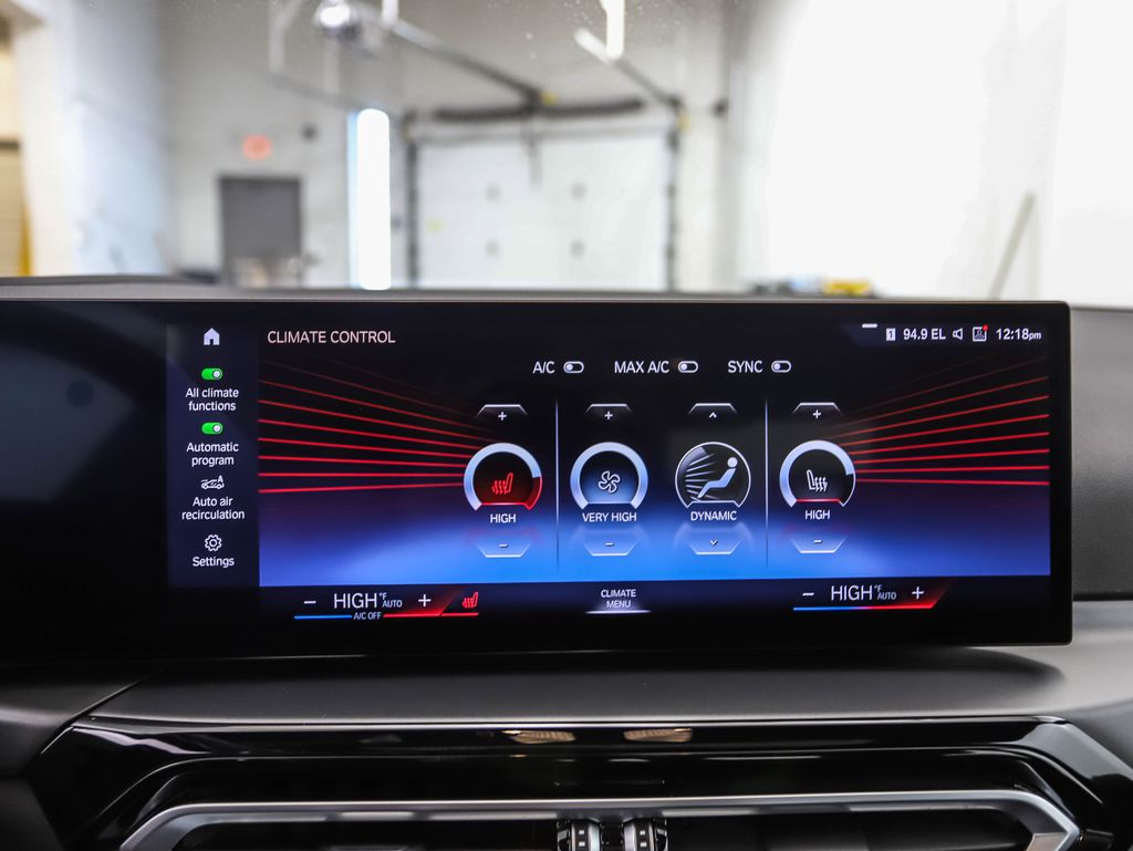 Thumbnail: 2024 BMW 2 Series - 18