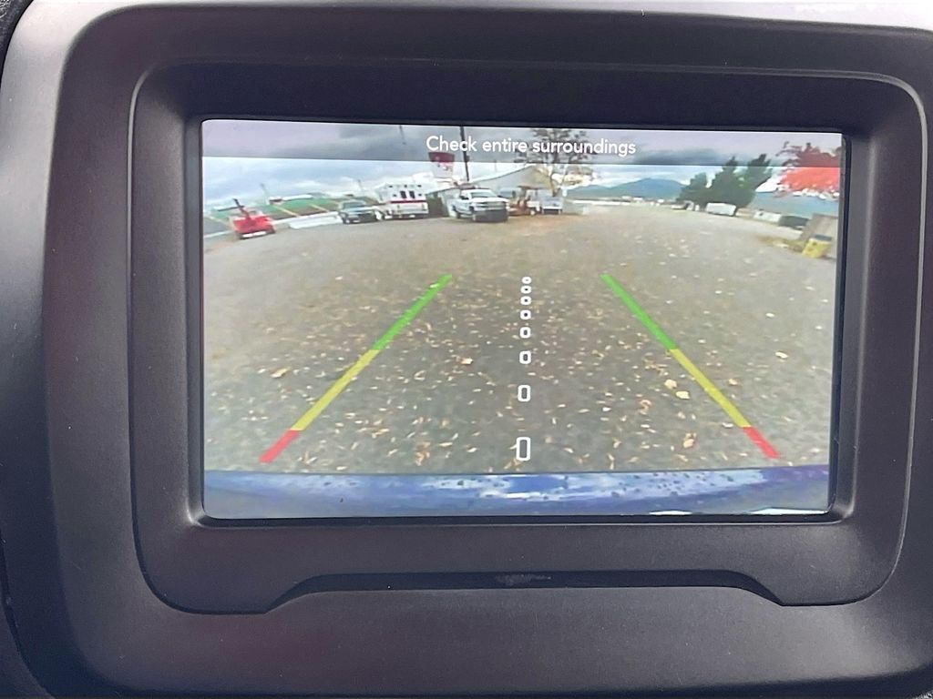 Used 2021 Blue Jeep Latitude image 14