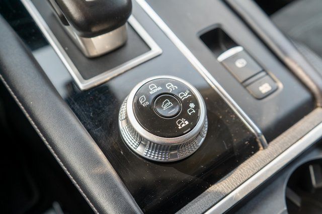 2023 Mitsubishi Outlander SE Gray at Subaru and VW of Moon Township