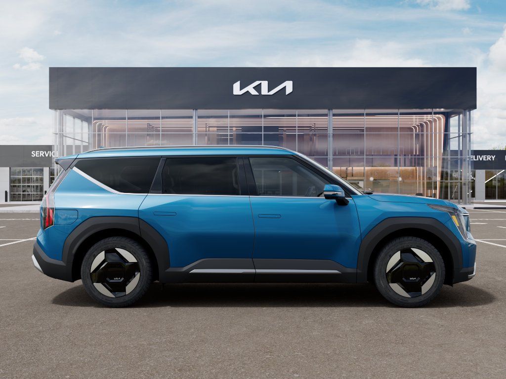New 2026 Blue Kia Wind image 7