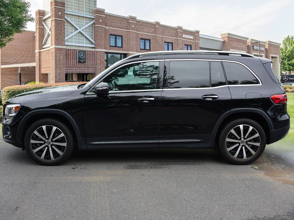 Thumbnail: 2021 Mercedes-Benz GLB - 5
