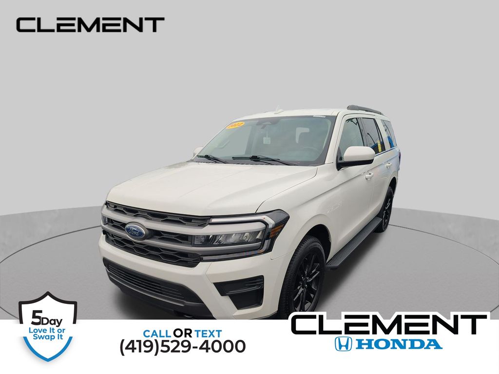 White Metallic 2022 Ford Expedition SUV / Crossover Four-Wheel Drive Automatic