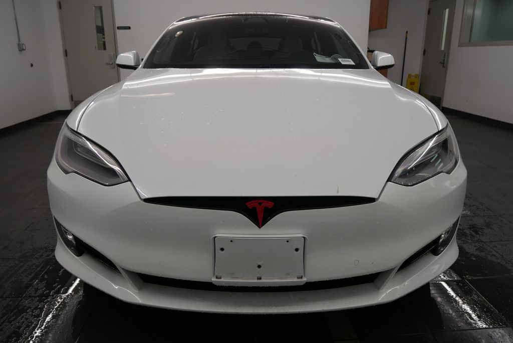 2021 Tesla Model S Long Range 9