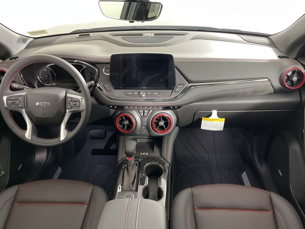 Thumbnail: 2025 Chevrolet Blazer - 16