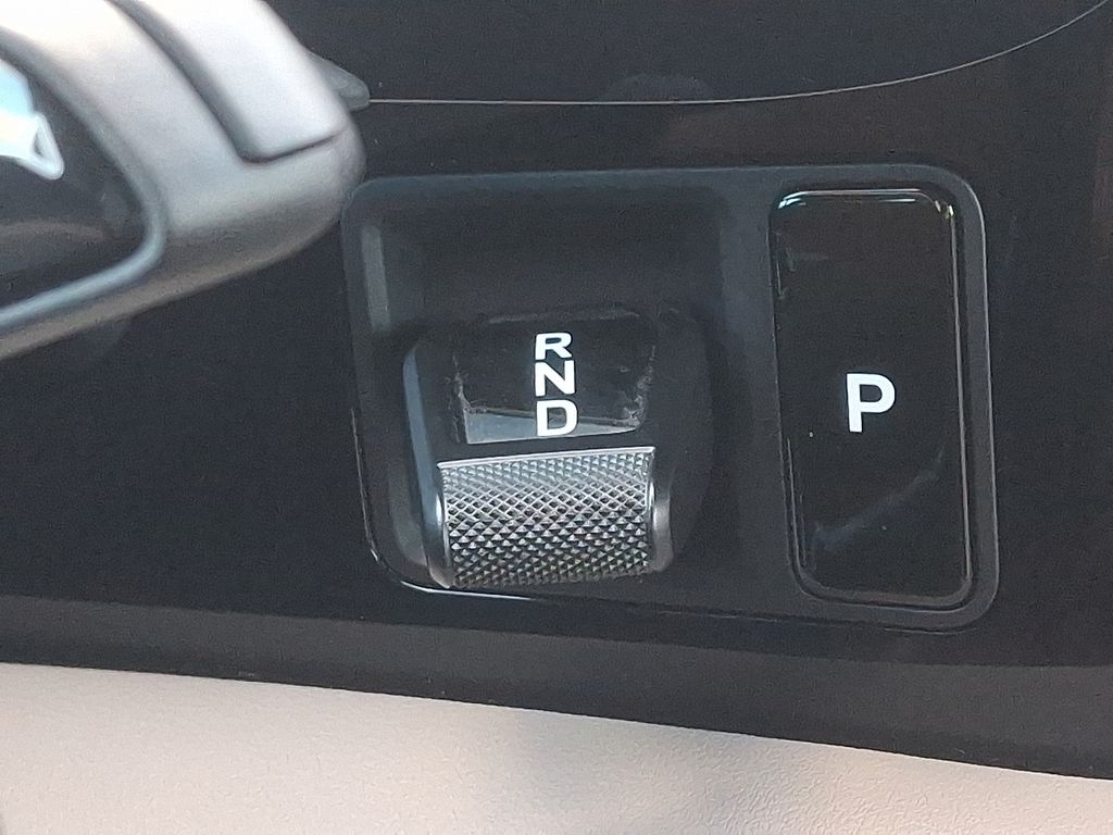 Thumbnail: 2021 Porsche Taycan - 17